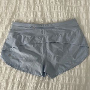 Lululemon 2.5” speed up short